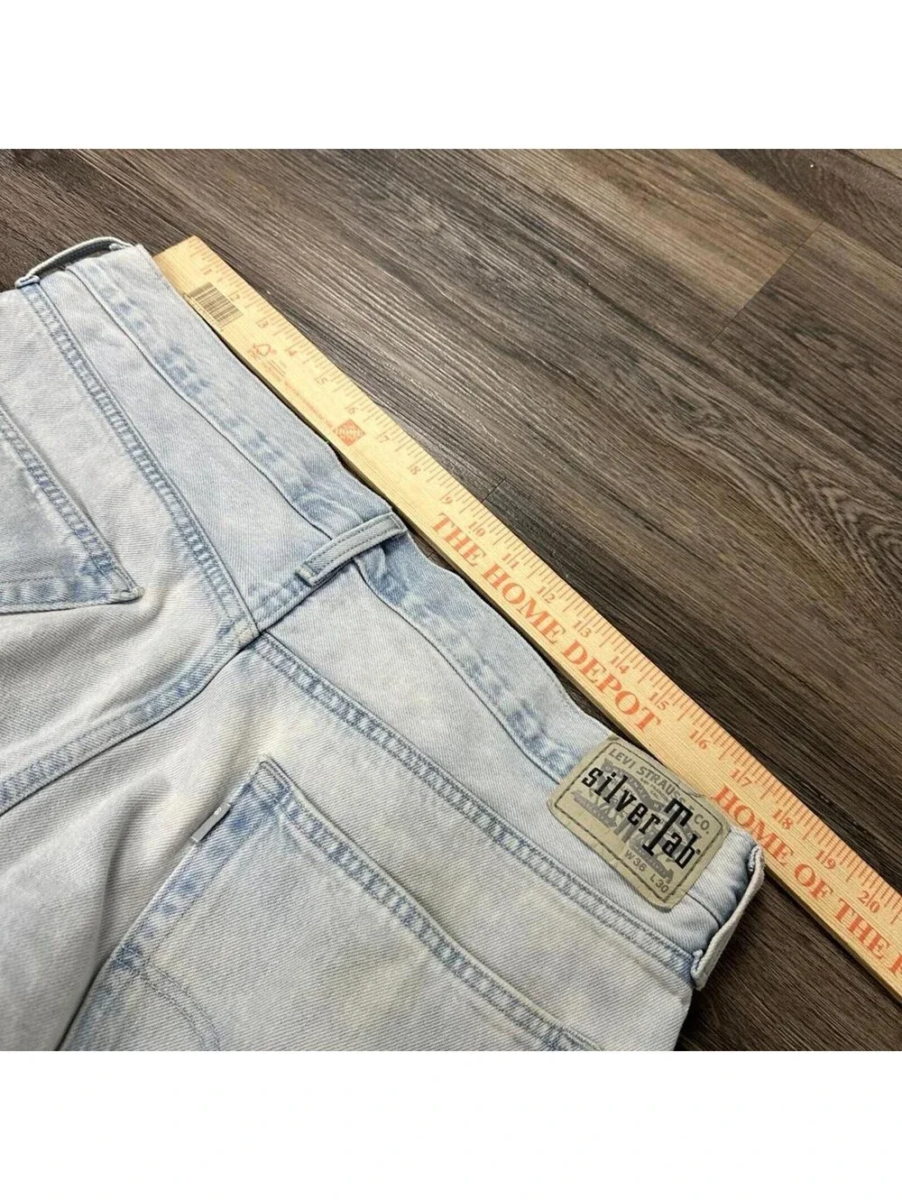 Vintage Levi’s silver tab loose fit light washed baggy denim jeans Mens 36x30